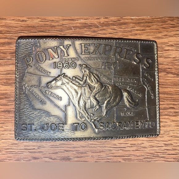 Vintage Pony Express 1860-1861 Brass Belt Buckle St Joe to Sacramento - Picture 1 of 2